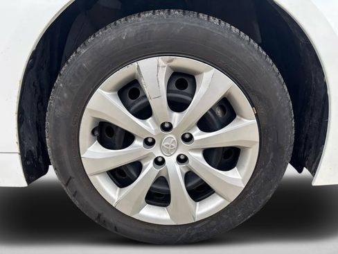 Used 2024 Toyota Corolla LE image 11