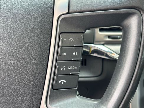 Used 2010 Lincoln MKZ FWD image 21