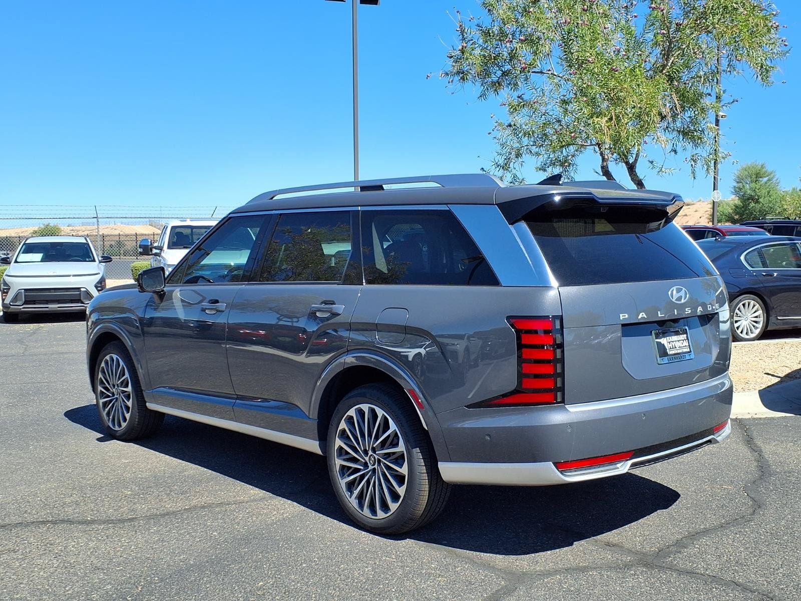 New 2026 Hyundai Palisade Limited FWD image 4
