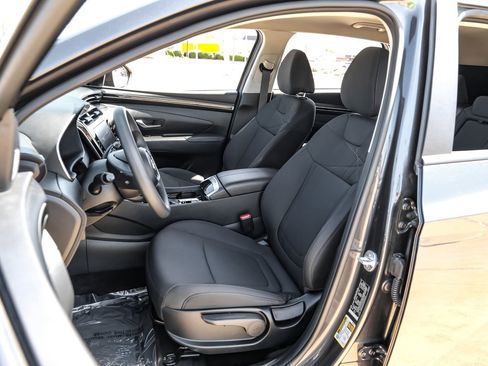 Used 2024 Hyundai Tucson SE image 38