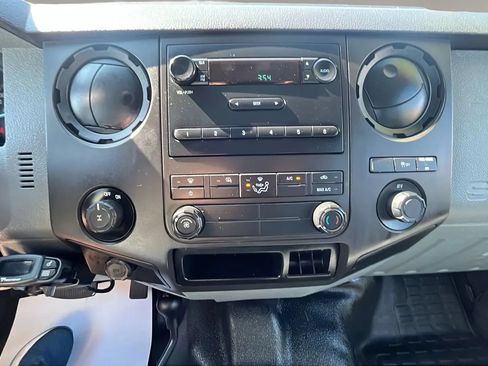 Used 2016 Ford F250 XL w/ Power Equipment Group AWD/4WD image 20