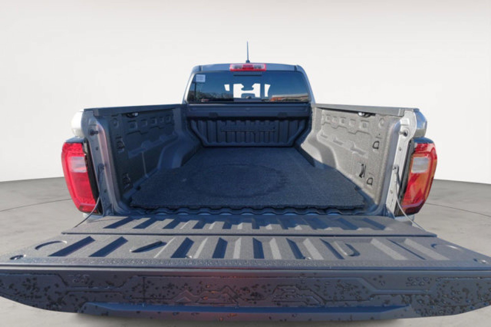 Used 2023 GMC Canyon AT4X AWD/4WD image 15