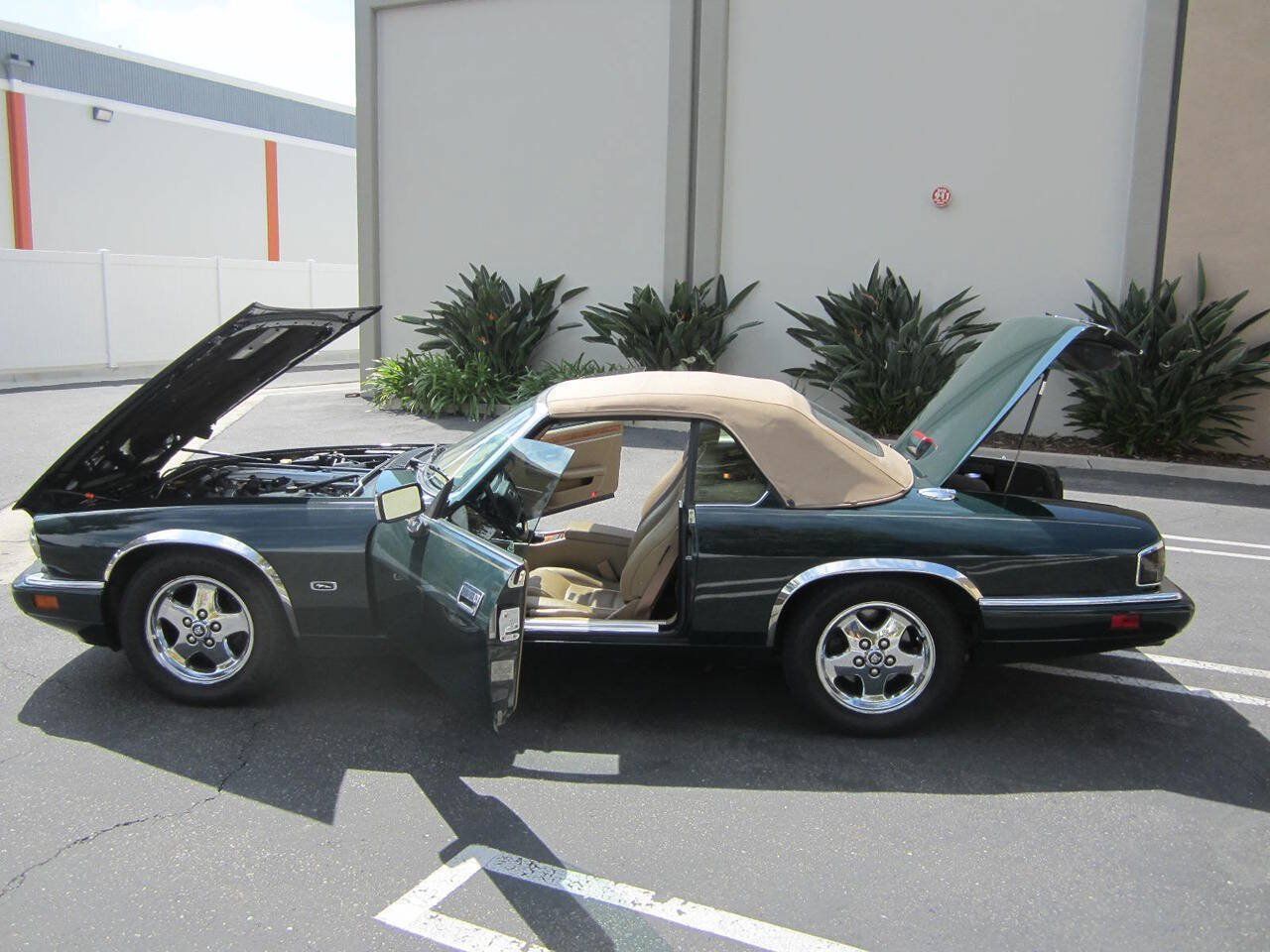 Used 1996 Jaguar XJS 4.0 Convertible RWD image 11