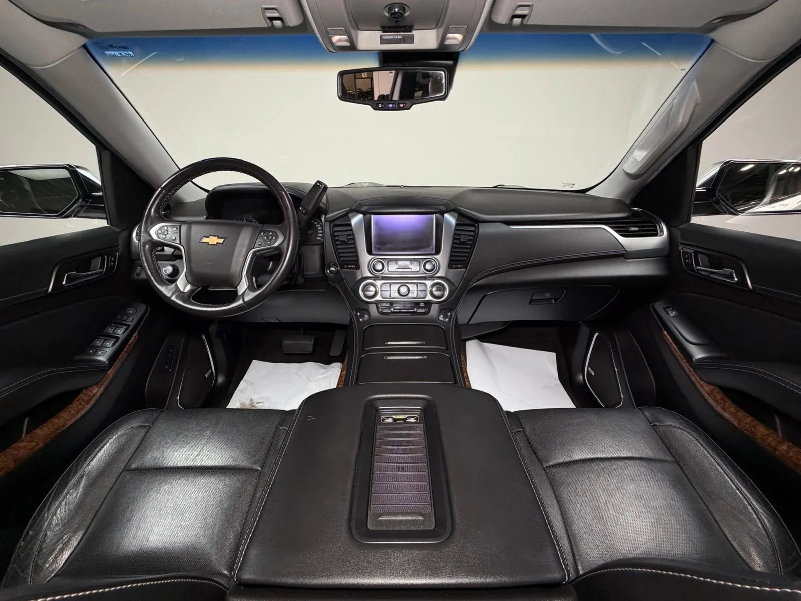 Used 2016 Chevrolet Suburban LTZ AWD/4WD image 26