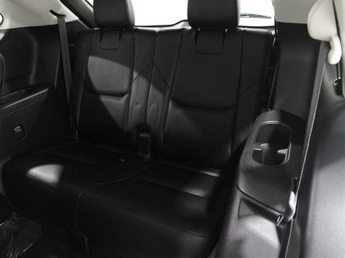 Certified 2022 MAZDA CX-9 Touring w/ Touring Premium Package image 18