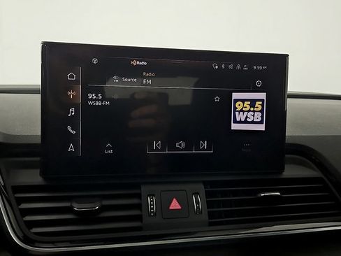 Used 2022 Audi Q5 2.0T Premium AWD/4WD image 18