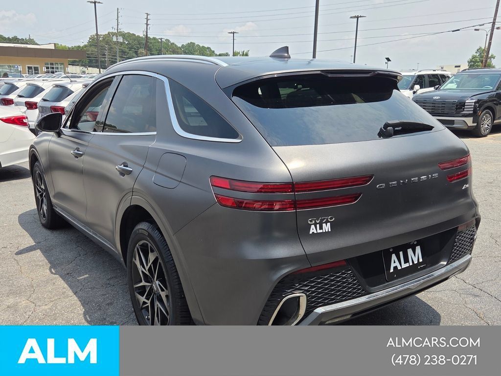 Used 2023 Genesis GV70 2.5T w/ Select Package AWD/4WD image 10