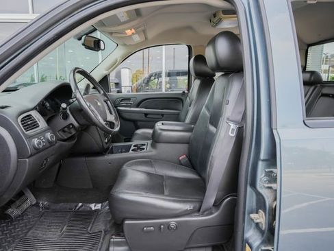 Used 2012 Chevrolet Silverado 2500 LTZ w/ LTZ Plus Package AWD/4WD image 23