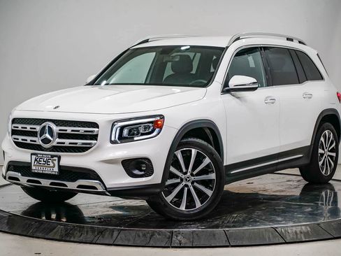 Used 2023 Mercedes-Benz GLB 250 image 1