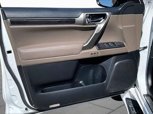 Used 2020 Lexus GX 460 Premium w/ Premium Package AWD/4WD image 49
