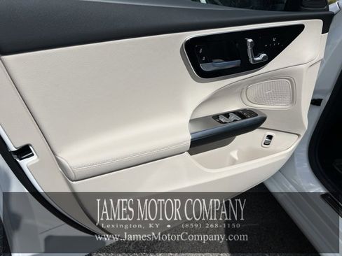 Certified 2025 Mercedes-Benz C 300 4MATIC Sedan image 11