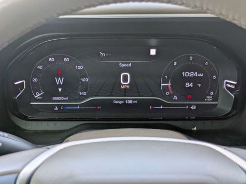 Used 2022 GMC Yukon XL Denali RWD image 25