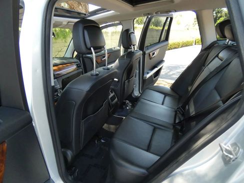 Used 2012 Mercedes-Benz GLK 350 2WD image 38