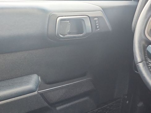 Used 2024 Ford Bronco Outer Banks image 12