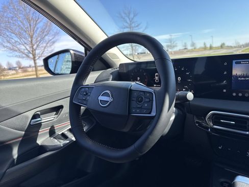 New 2026 Nissan Sentra SR w/ SR Premium Package FWD image 18