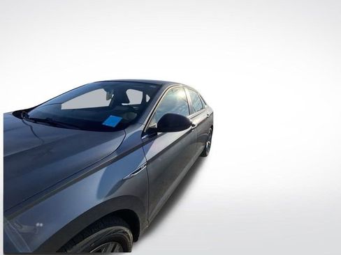 Used 2019 Volkswagen Jetta R-Line w/ R-Line Cold Weather Package image 2