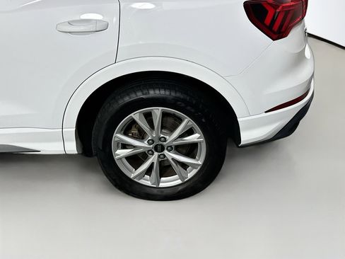 Used 2024 Audi Q3 2.0T Premium AWD/4WD image 11
