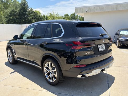 Used 2026 BMW X5 xDrive40i AWD/4WD image 5