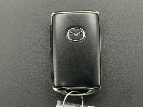 Used 2025 MAZDA MAZDA3 s FWD image 21