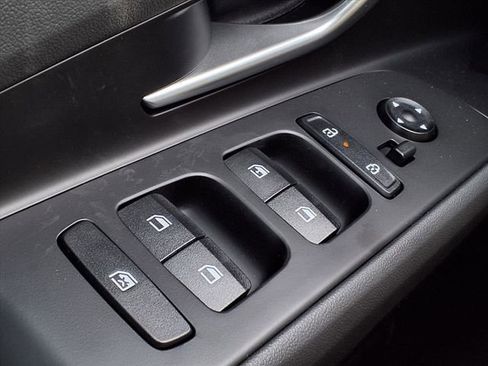 New 2026 Hyundai Elantra SE image 23