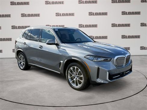 New 2026 BMW X5 xDrive50e w/ Climate Comfort Package image 7