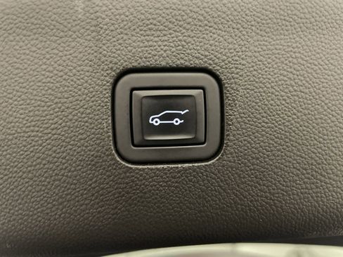 Used 2023 Buick Enclave Essence w/ LPO, Floor Liner Package image 30