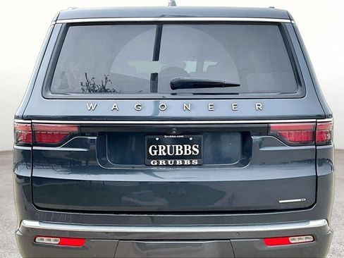 Used 2022 Jeep Wagoneer Series I RWD image 4