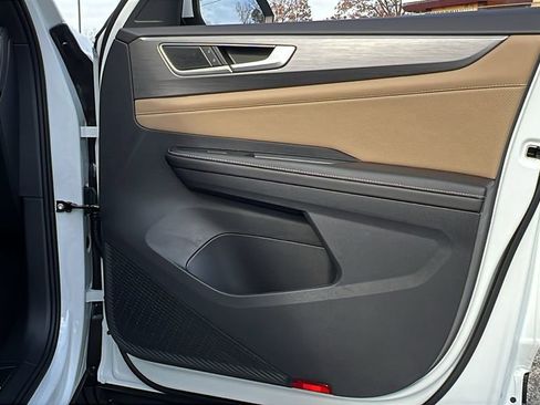 New 2026 Volkswagen Atlas Cross Sport SE image 8