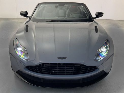 Used 2023 Aston Martin DB11 Volante image 77