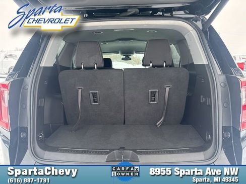 Used 2023 GMC Acadia SLE w/ Driver Convenience Package image 26