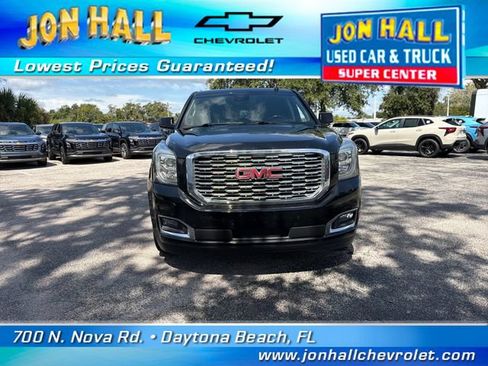 Used 2019 GMC Yukon XL Denali w/ Denali Ultimate Package RWD image 17