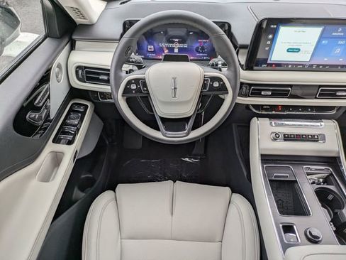 New 2026 Lincoln Aviator Reserve image 14
