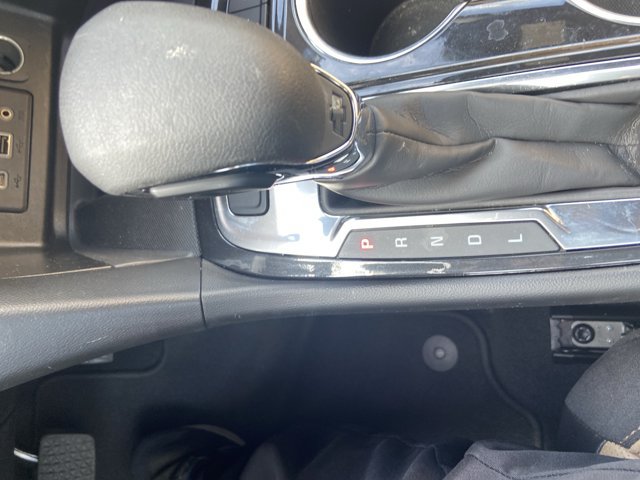 Used 2022 Chevrolet Equinox Premier AWD/4WD image 21