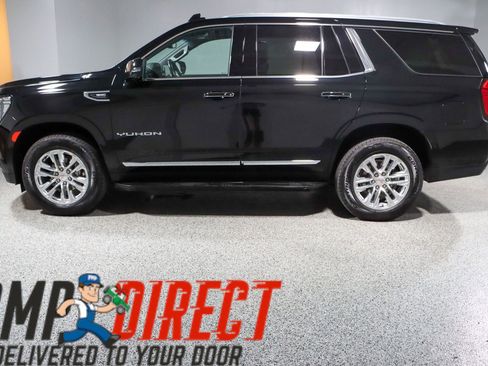 Used 2022 GMC Yukon SLT AWD/4WD image 10