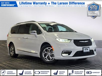 Used 2022 Chrysler Pacifica Limited