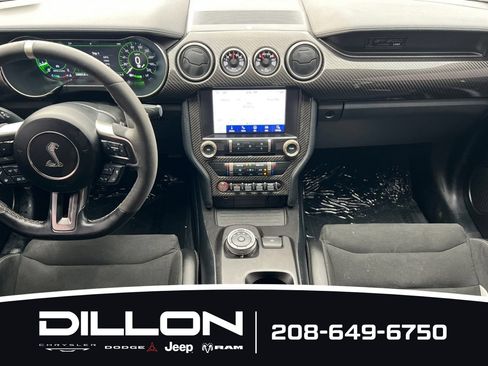 Used 2020 Ford Mustang Shelby GT500 w/ Technology Package RWD image 13