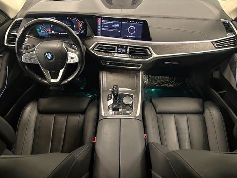 Used 2021 BMW X7 xDrive40i w/ Premium Package AWD/4WD image 14