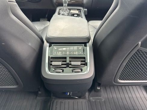 Used 2017 Volvo XC90 T6 Momentum w/ Vision Package AWD/4WD image 26