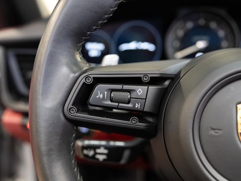 Used 2022 Porsche 911 Carrera GTS image 65