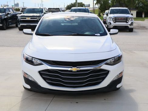Used 2024 Chevrolet Malibu LT FWD image 4
