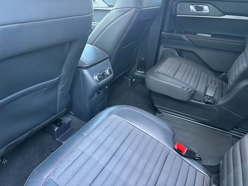 New 2025 Ford Explorer ST-Line w/ Premium Package image 12