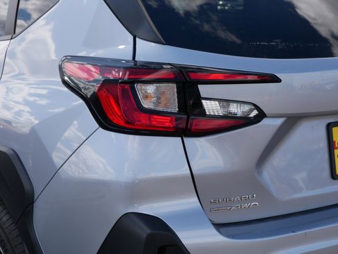 Used 2025 Subaru Crosstrek 2.0i Premium AWD/4WD image 17