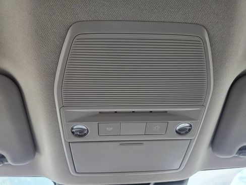 Used 2026 Nissan Sentra SV w/ SV Convenience Package FWD image 19