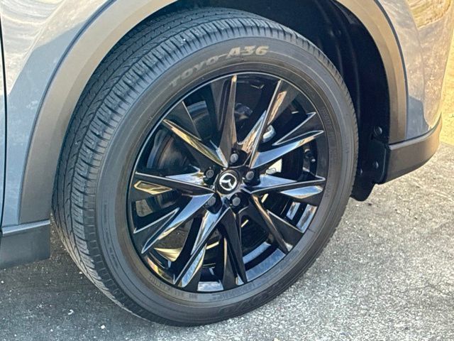 Used 2023 MAZDA CX-5 Carbon Edition AWD/4WD image 16