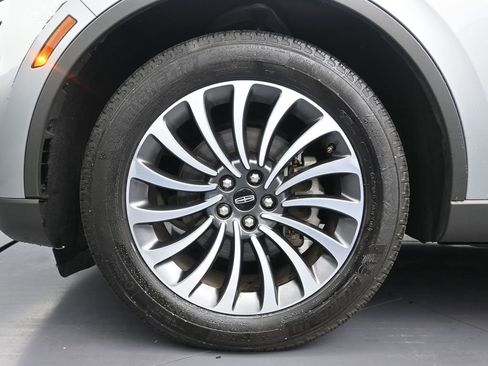 Used 2023 Lincoln Aviator Reserve image 10