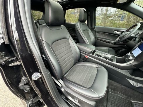 Used 2024 Ford Edge ST-Line AWD/4WD image 25
