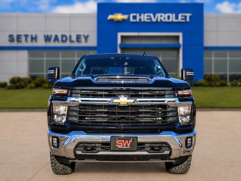 Used 2025 Chevrolet Silverado 2500 LT w/ Convenience Package AWD/4WD image 60