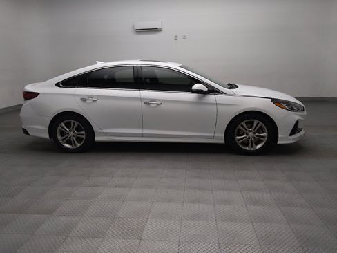 Used 2018 Hyundai Sonata Limited FWD image 11