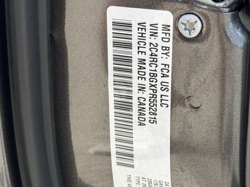 Used 2023 Chrysler Pacifica Touring-L FWD image 28