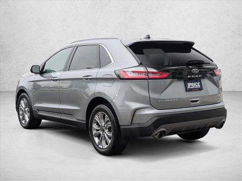 Used 2024 Ford Edge Titanium image 7